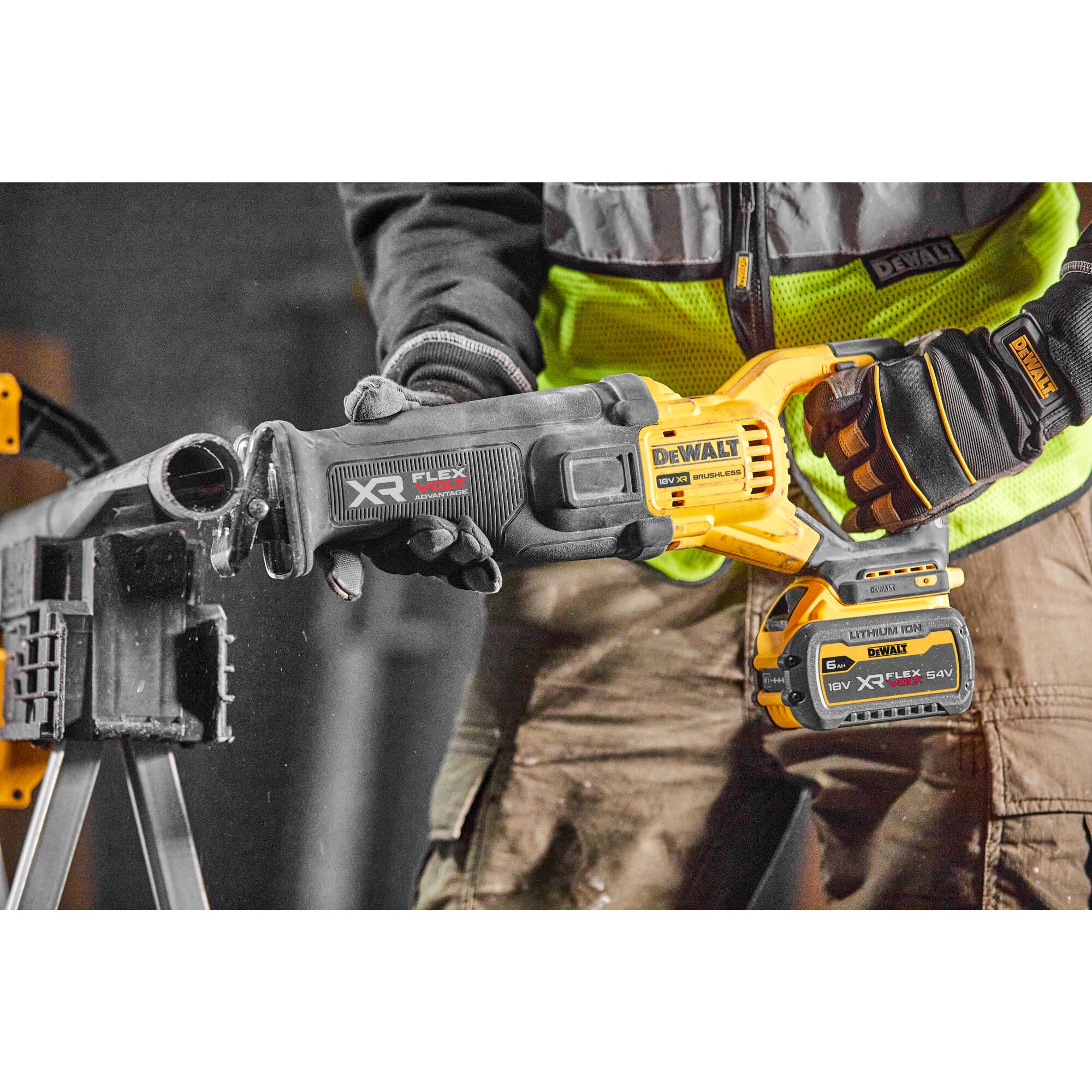 18V XR Reciprocating Saw With FLEXVOLT ADVANTAGE Bare Unit DEWALT