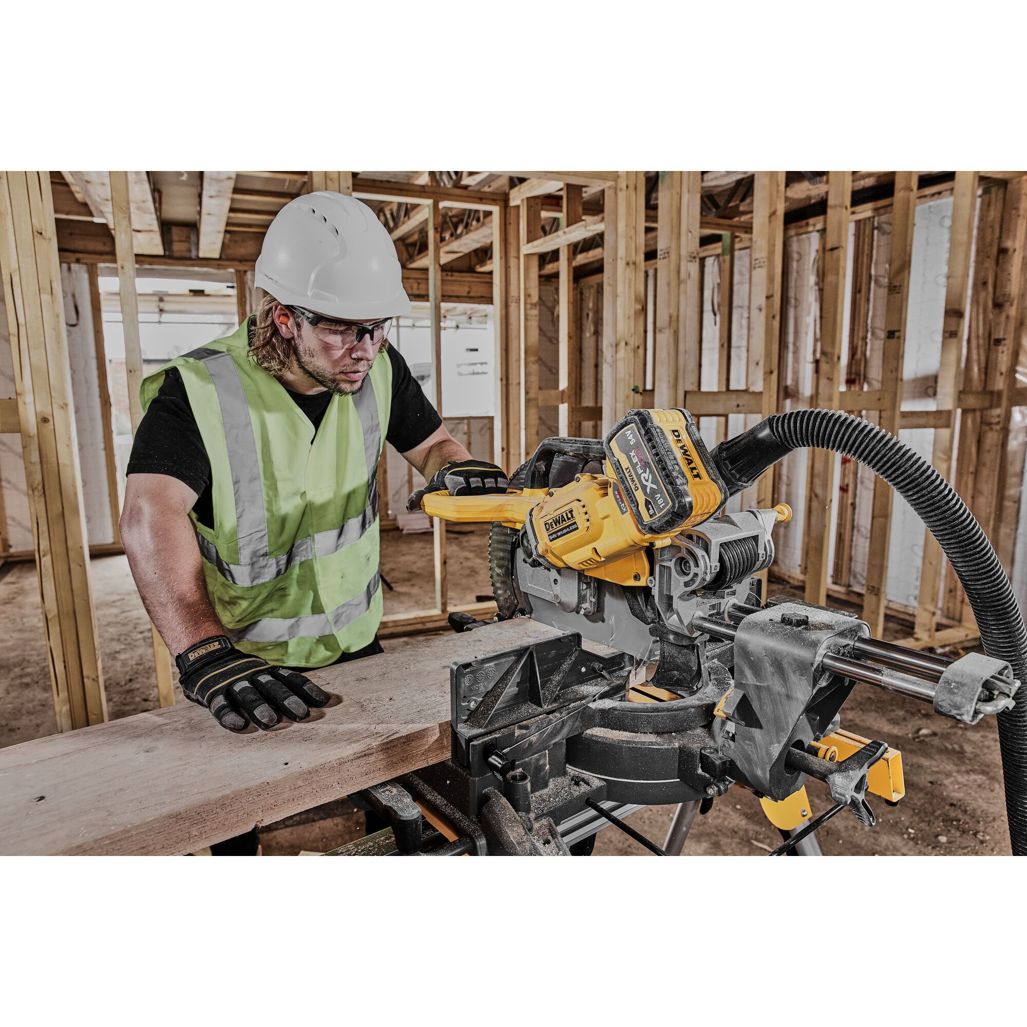 Dewalt flexvolt discount 10 miter saw