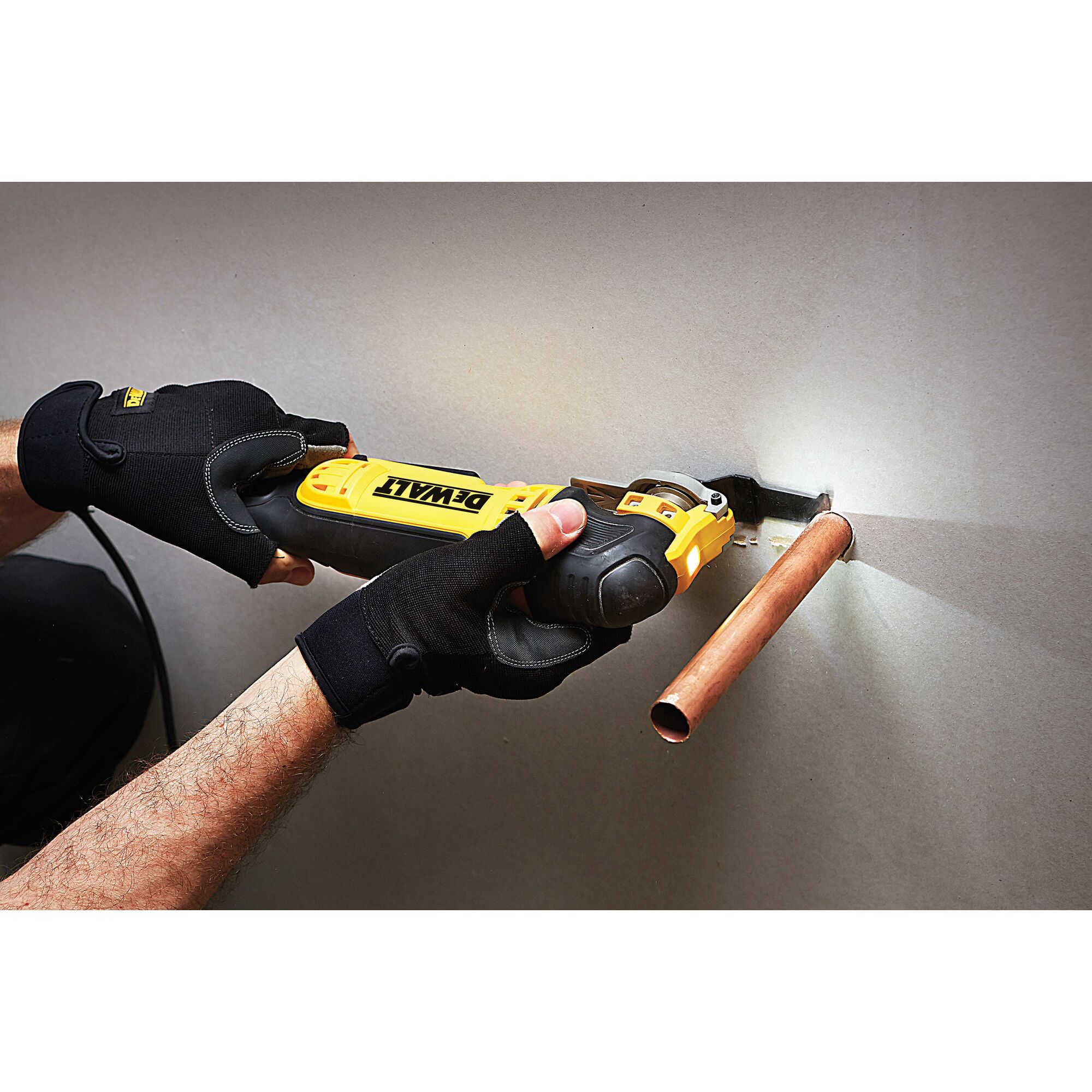 Metal cutting blade best sale for dewalt multi tool