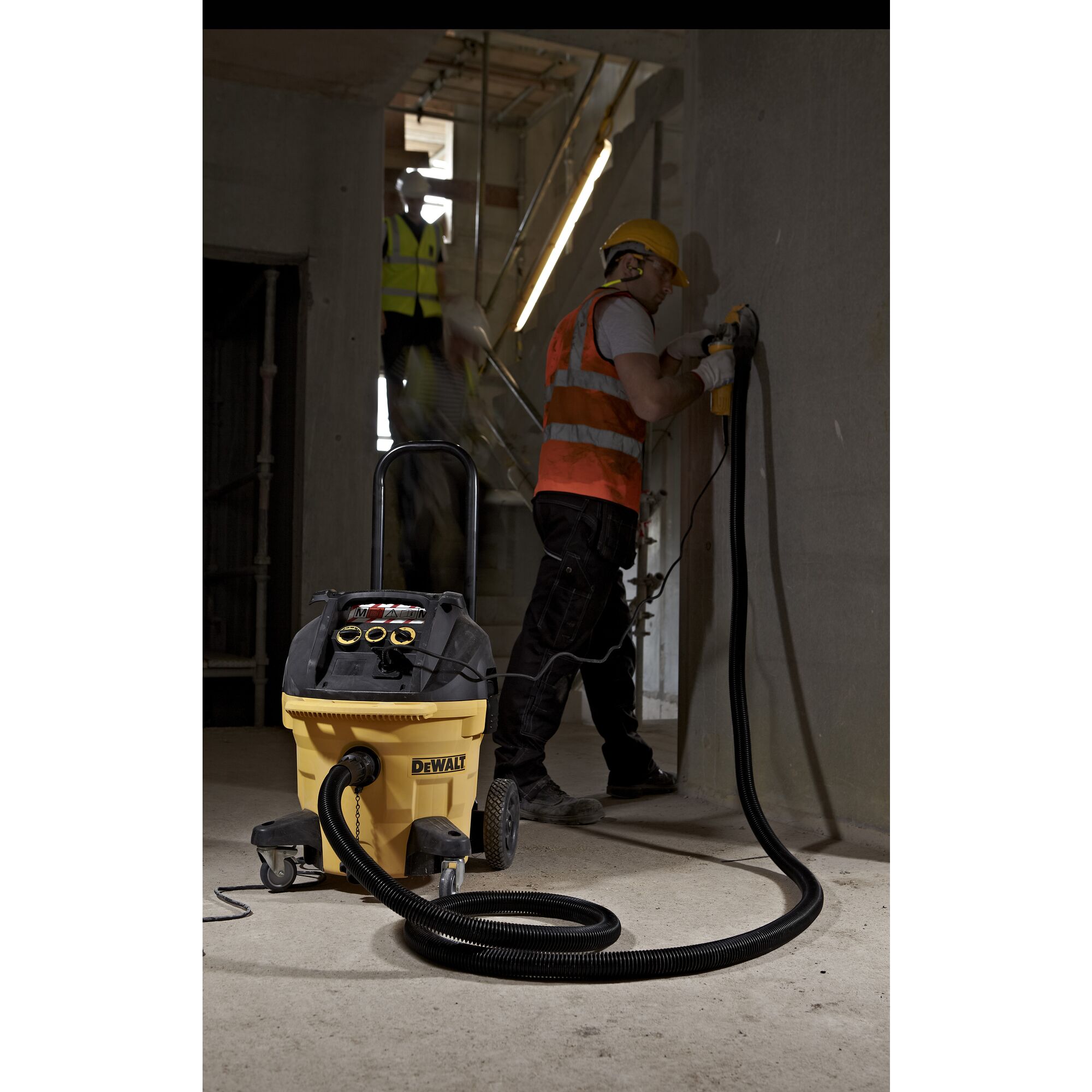 Dewalt m class discount extractor